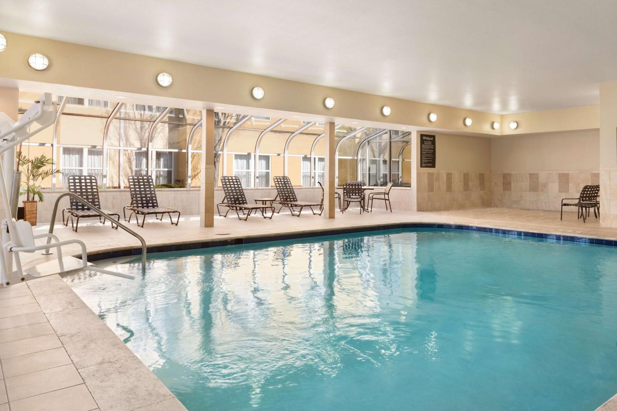 Homewood Suites By Hilton Columbus-Hilliard Esterno foto